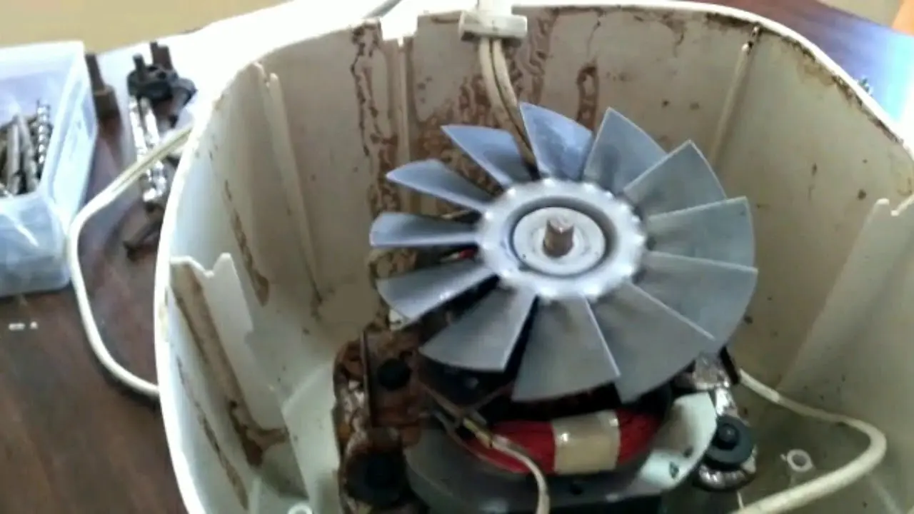 como poner el ventilador de una licuadora oster - Cómo debe girar una licuadora Oster