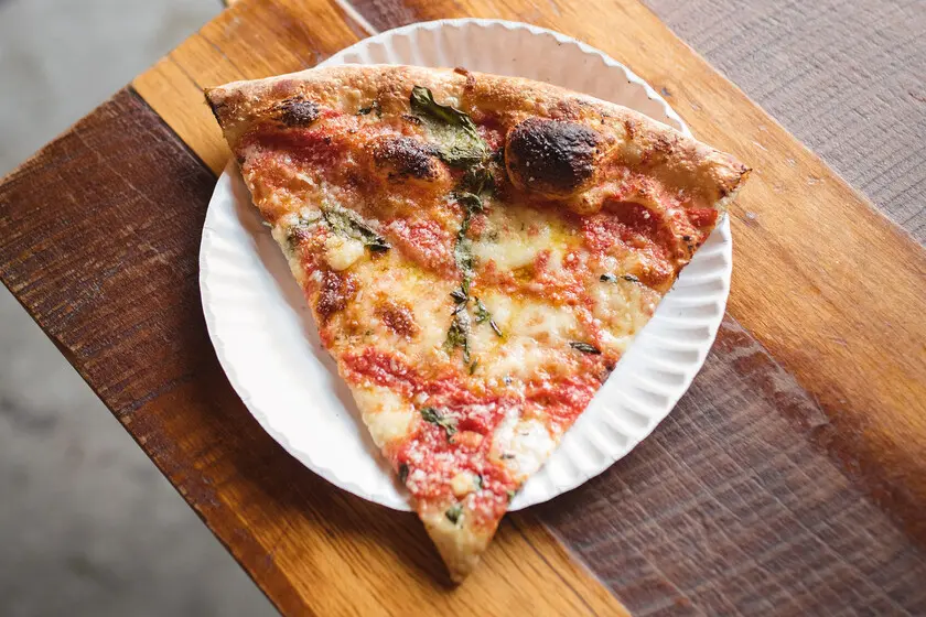 Cómo Recalentar la Pizza: La Guía Definitiva para una Experiencia Perfecta - Cómo se debe calentar una pizza pizza ventilador - Cómo se debe calentar una pizza