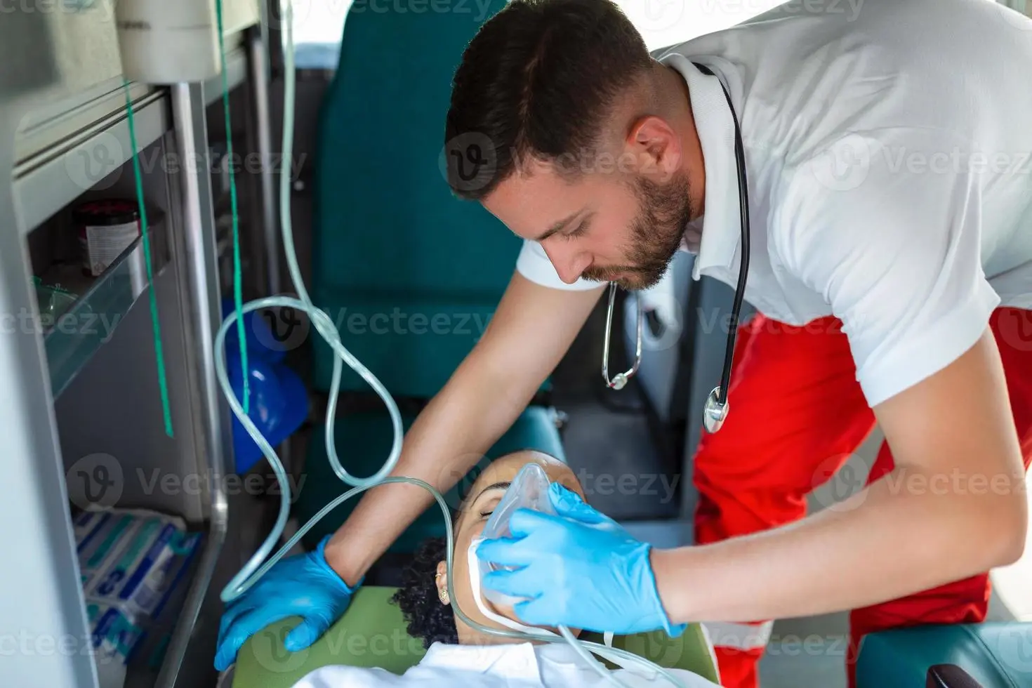 acostado y ventilado imagenes primeros auxilios - Cómo se toma la respiración en primeros auxilios