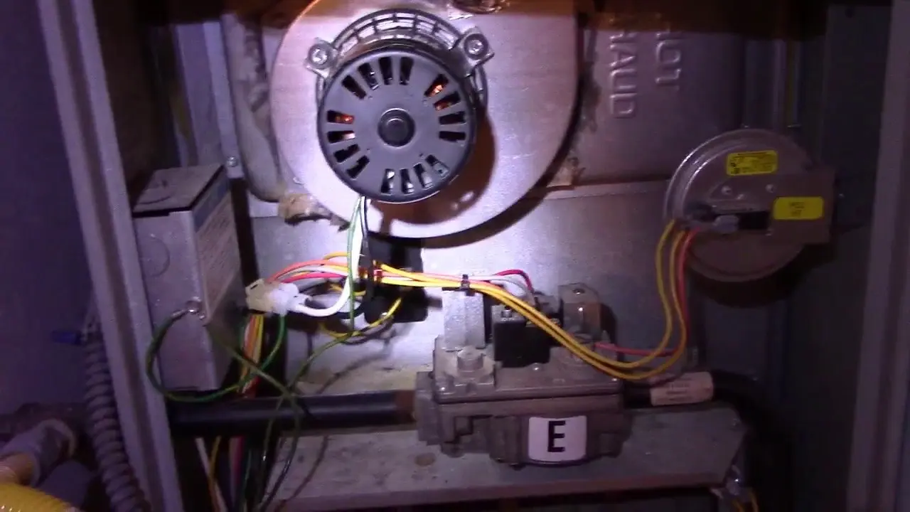 donde ba el ventilador del calefon - Dónde está la valvula del calefón