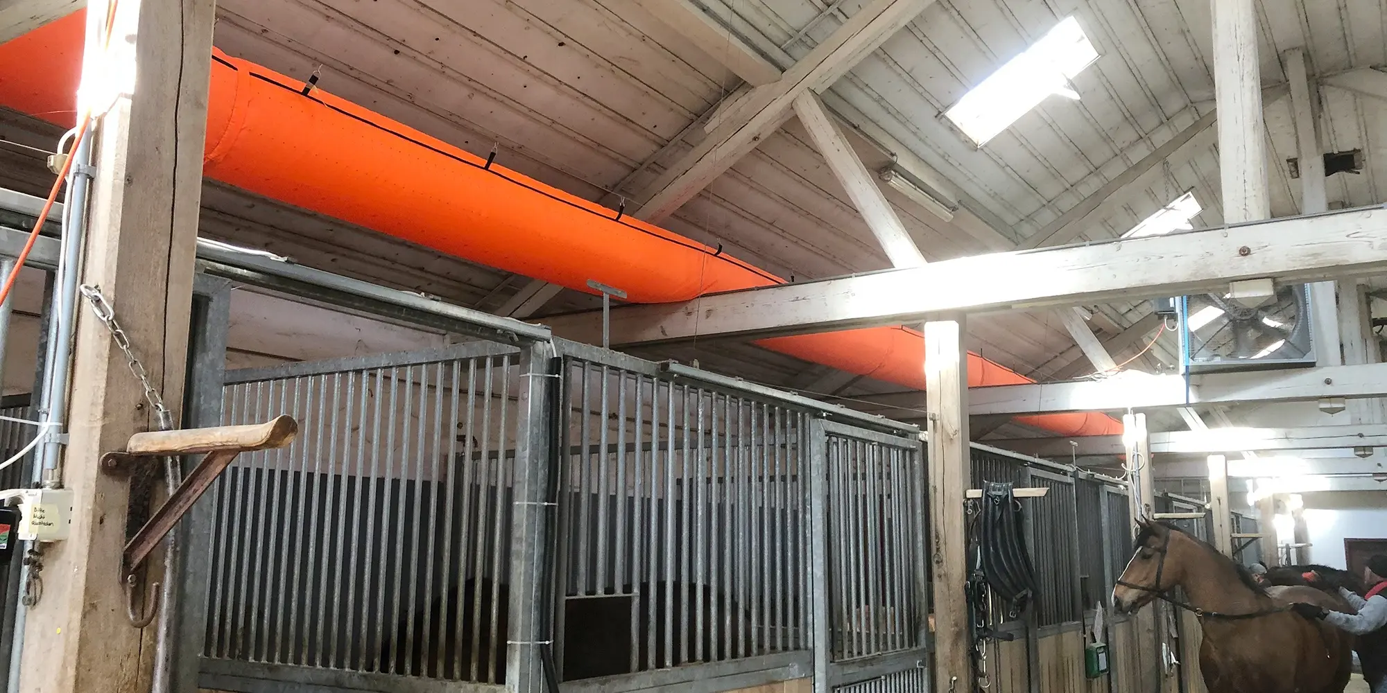 Ventilación en Establos de Caballos: Guía Completa para un Ambiente Saludable - How to ventilate a horse barn horse stable ventilation - How to ventilate a horse barn