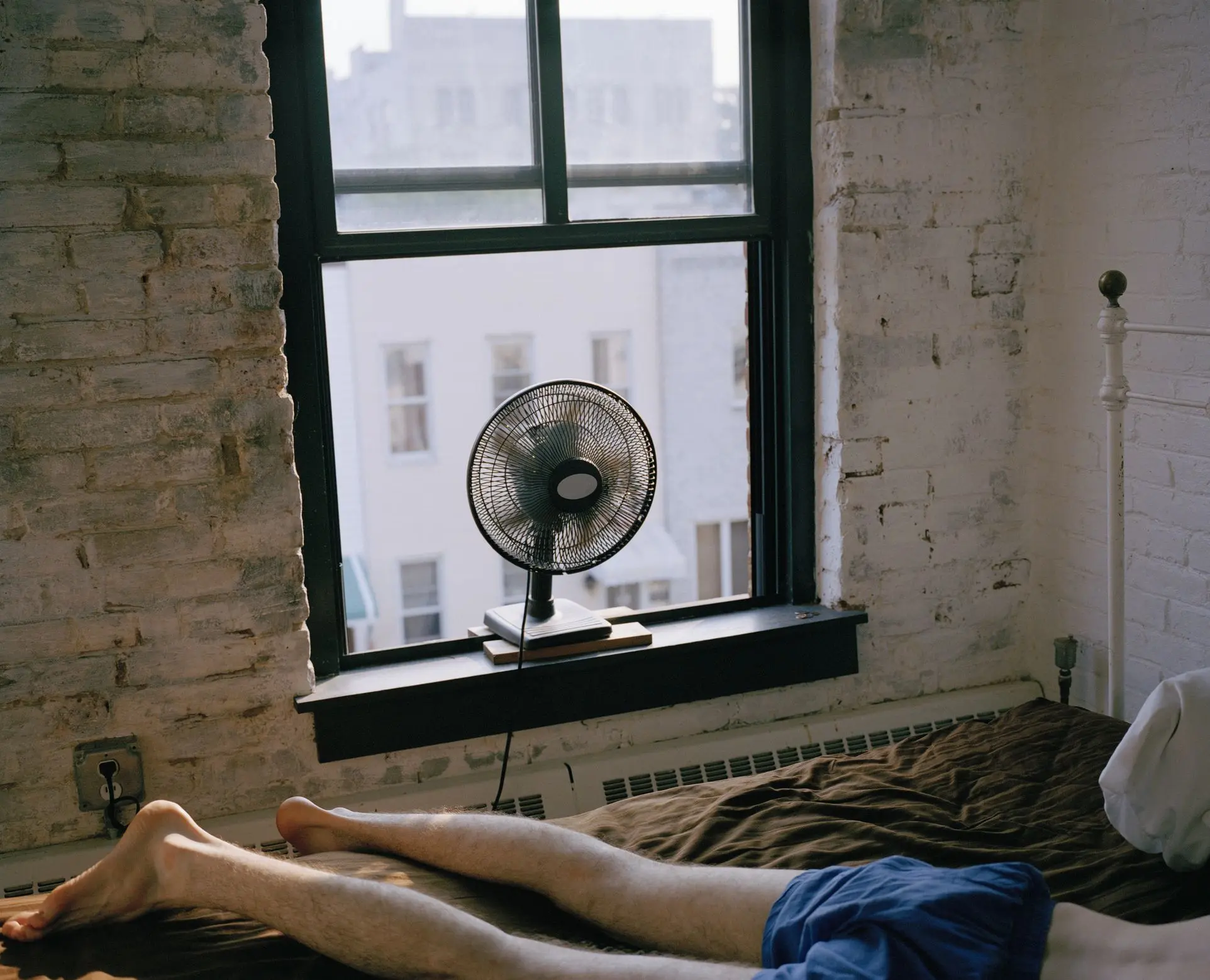 ¿Por qué me duermo rápido con el ventilador encendido? - Por qué sólo puedo dormir con el ventilador encendido porque me duermo rapido con el ventilador - Por qué sólo puedo dormir con el ventilador encendido