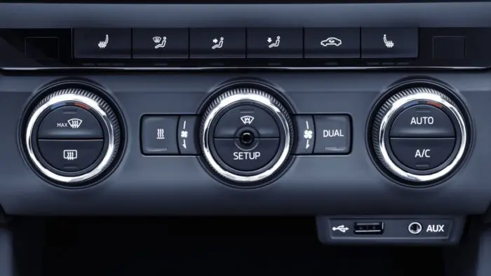 comandos ventilación auto - Qué significan los botones del aire acondicionado del Auto