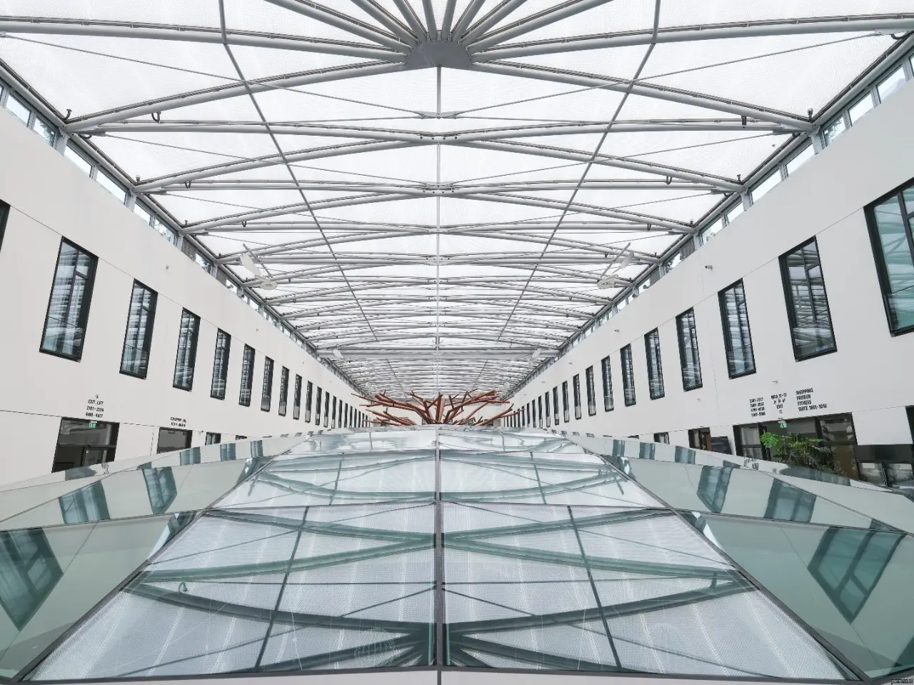 Tragaluz Ventilado en una Vivienda: Iluminación Natural y Ventilación en tu Hogar - Qué tipo de vidrio se recomienda para tragaluz tragaluz.ventilado en una vivienda - Qué tipo de vidrio se recomienda para tragaluz